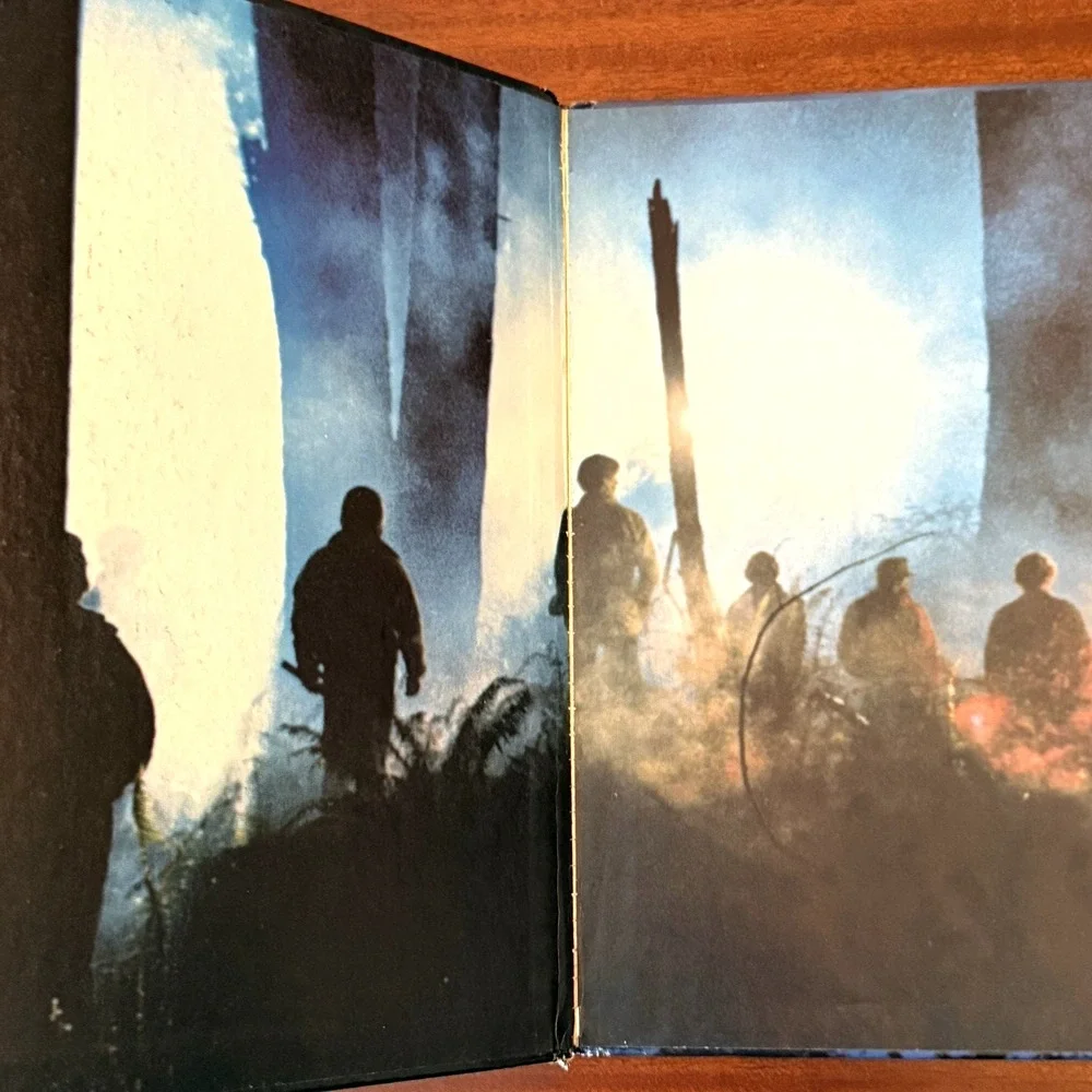 E.T. The Extra-Terrestrial Storybook – 1982 Hardcover – William Kotzwinkle‎